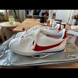 Nike Cortez women’s 7.5
